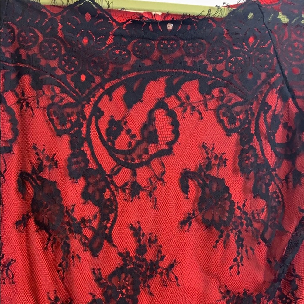 Dress - Picture 8 of 8